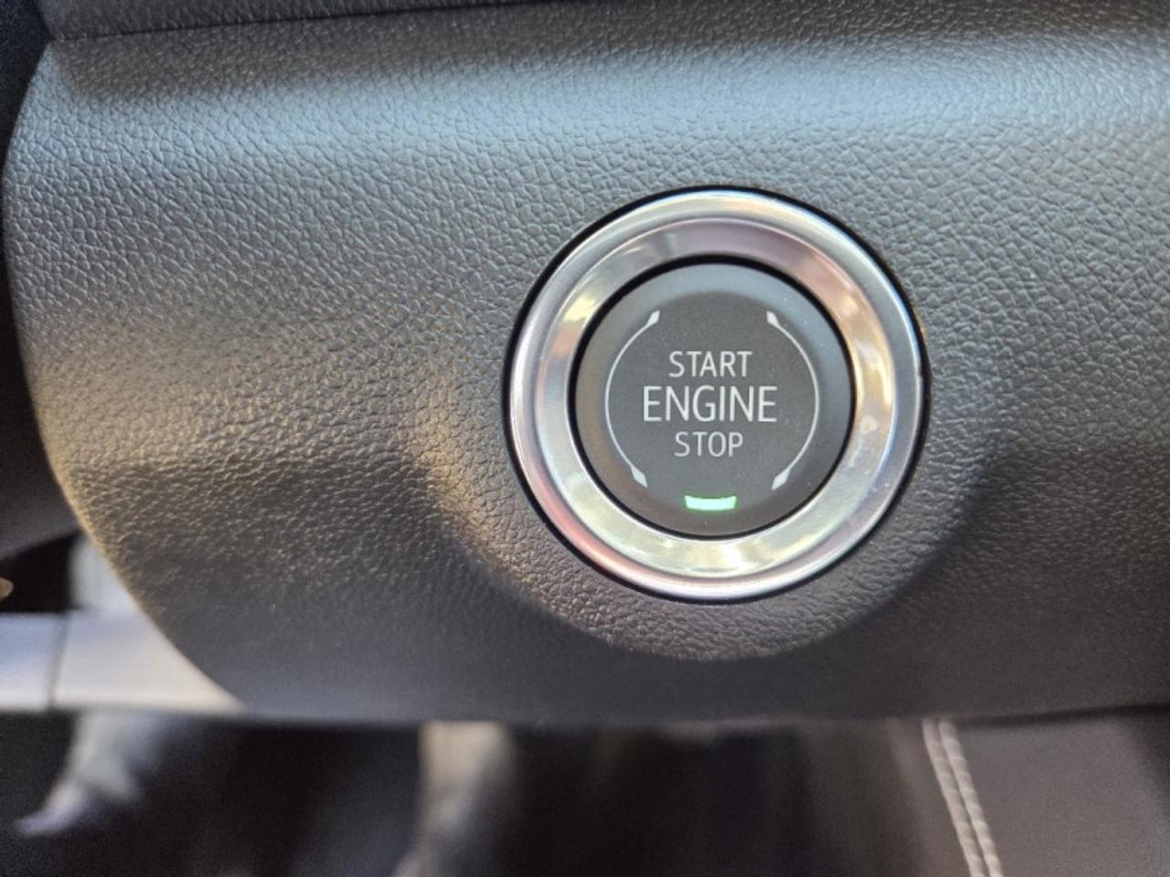 2026 GMC Terrain Denali  - Sunroof -  Cooled Seats Photo