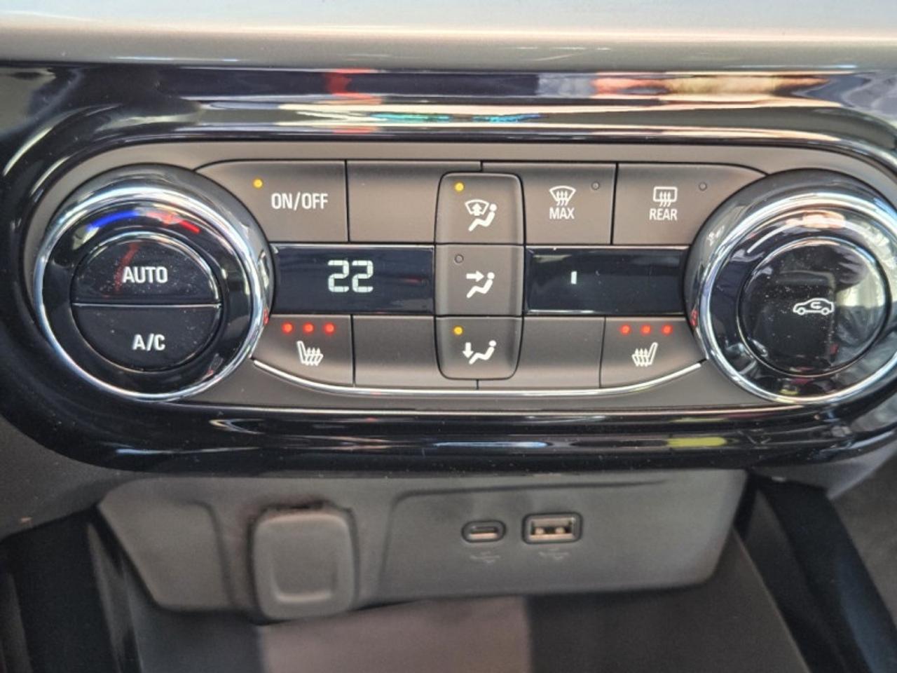 2026 Chevrolet Trax LT  - Heated Seats -  Remote Start Photo