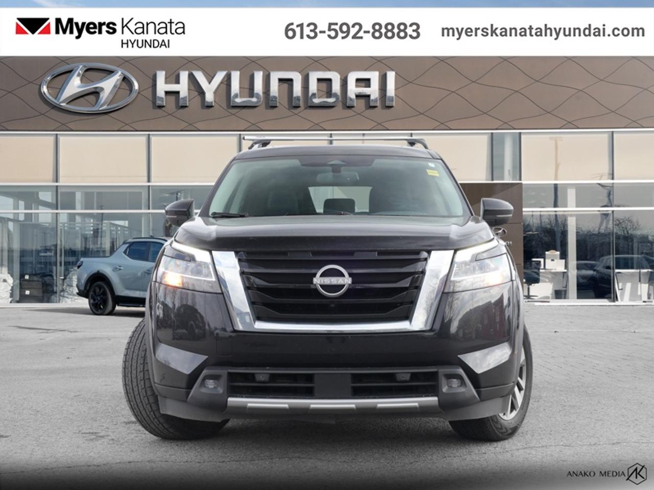 2022 Nissan Pathfinder SL  - Sunroof -  Navigation Photo