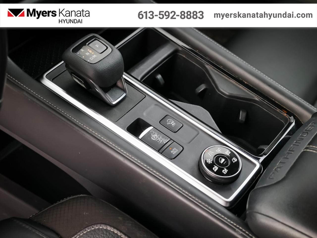 2022 Nissan Pathfinder SL  - Sunroof -  Navigation Photo