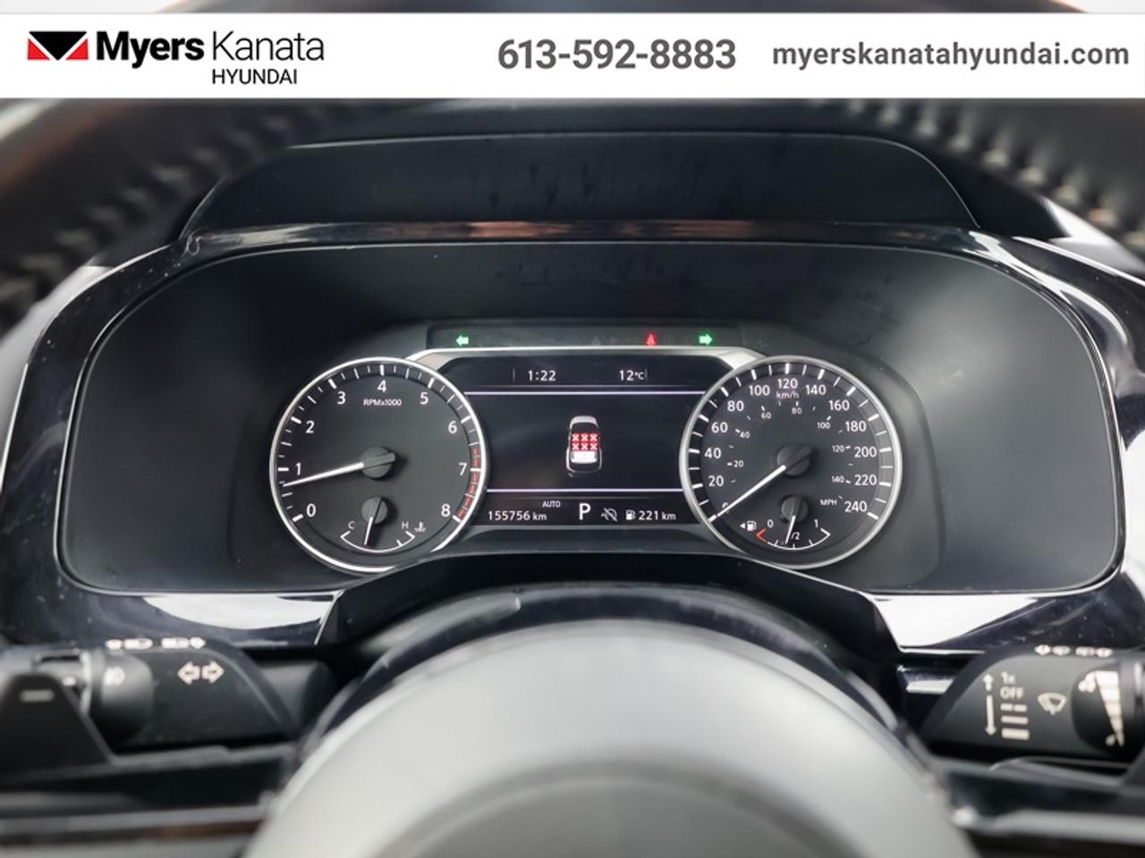 2022 Nissan Pathfinder SL  - Sunroof -  Navigation Photo