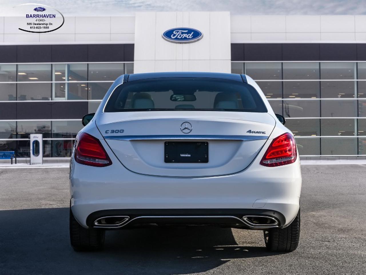 2017 Mercedes-Benz C-Class C 300 Photo4