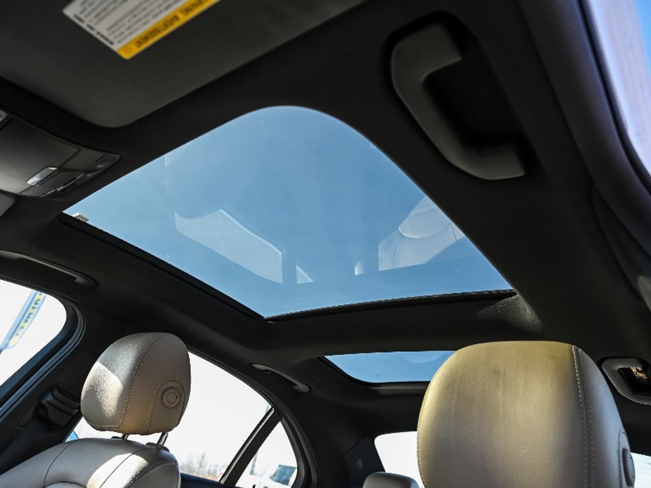 2017 Mercedes-Benz C-Class C 300 Photo