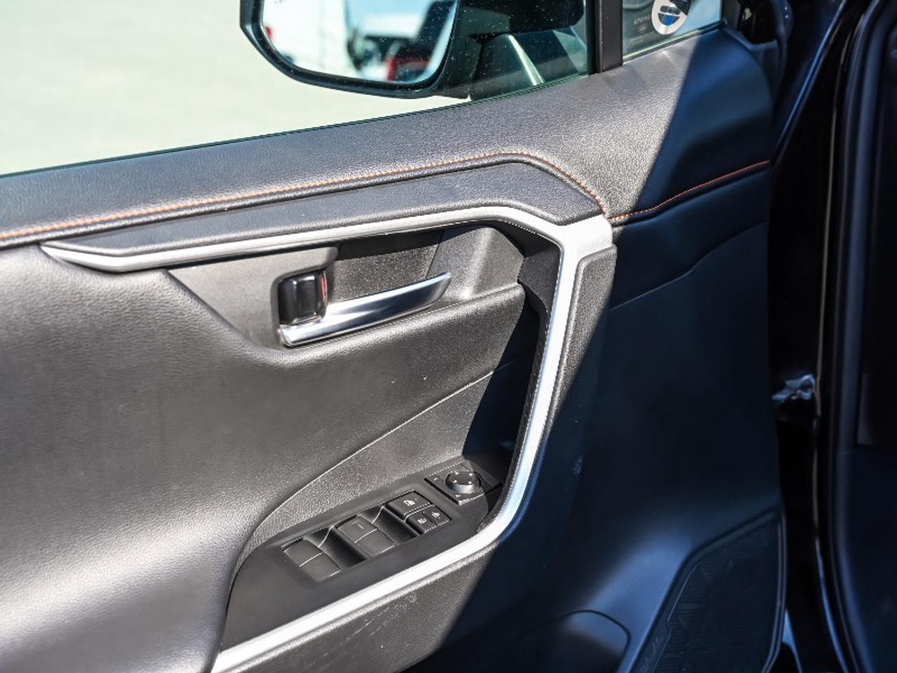 2021 Toyota RAV4 TRAIL Photo