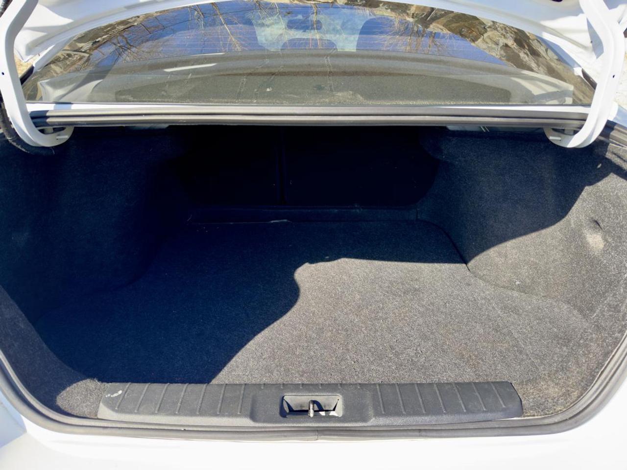 2021 Nissan Sentra S Photo