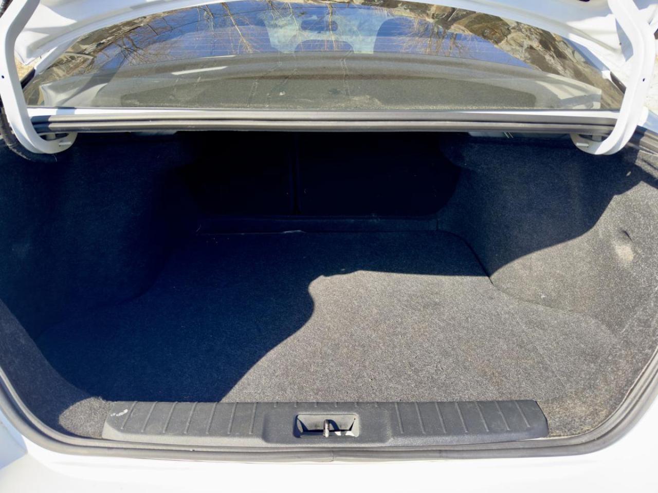 2021 Nissan Sentra S Photo