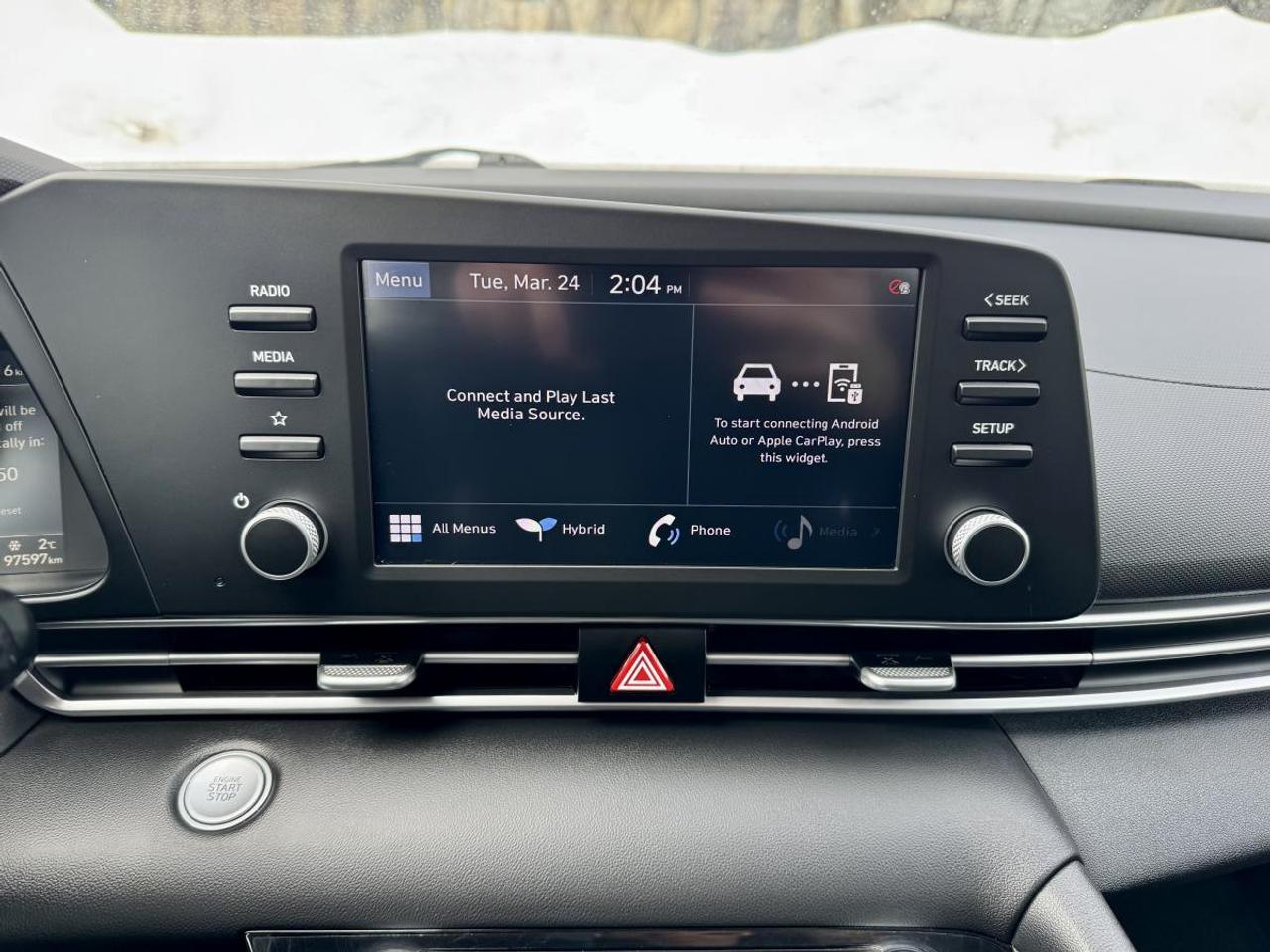 2022 Hyundai Elantra Hybrid Preferred DCT Photo