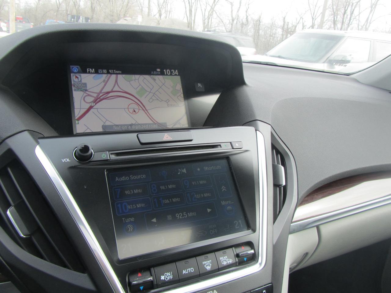 2016 Acura MDX SH-AWD 4dr w/Tech Photo
