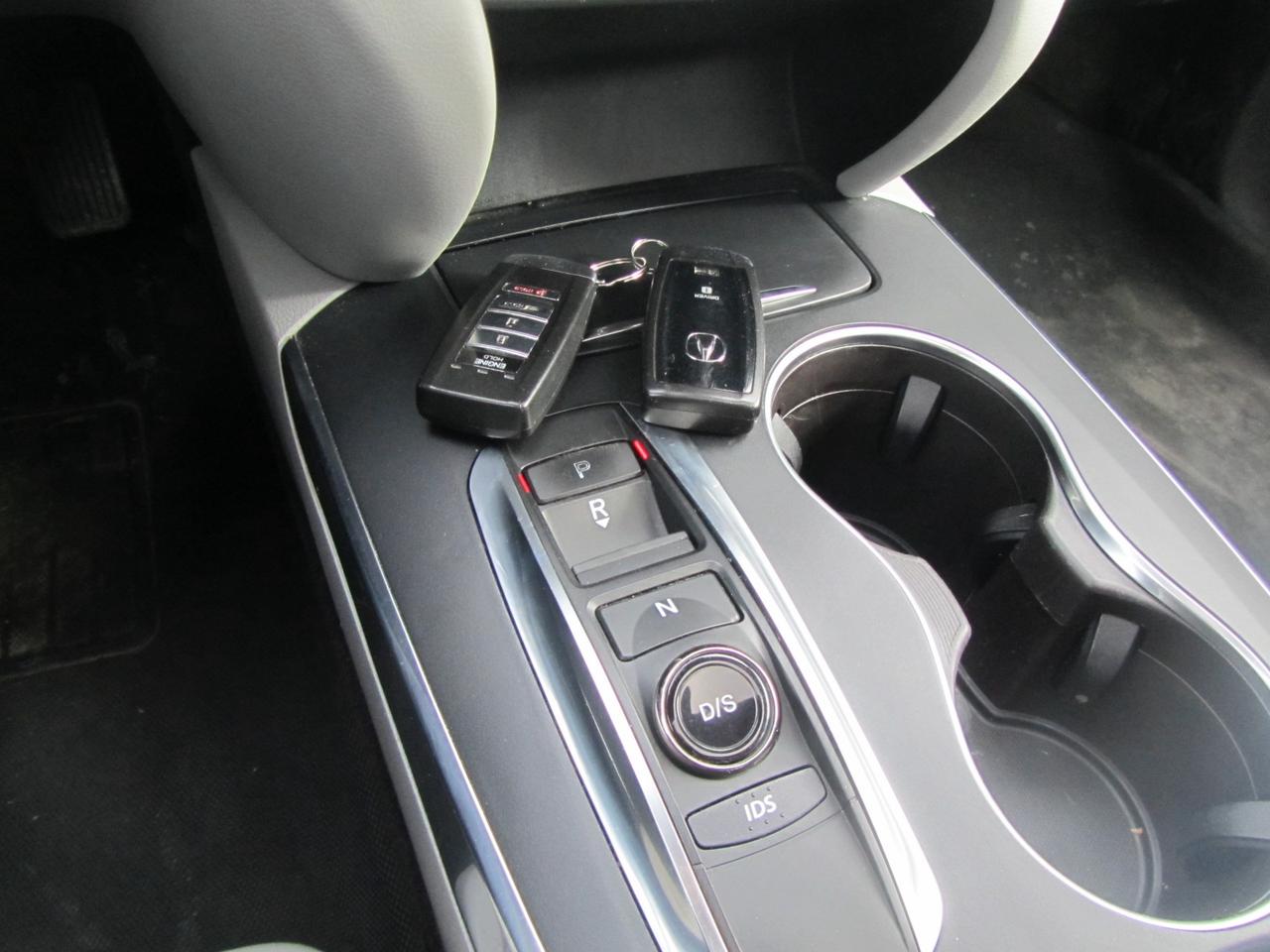 2016 Acura MDX SH-AWD 4dr w/Tech Photo