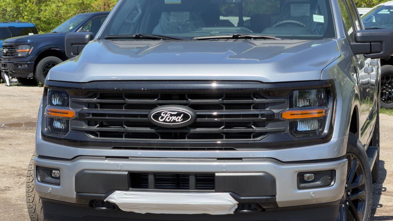 2026 Ford F-150 XLT Photo2