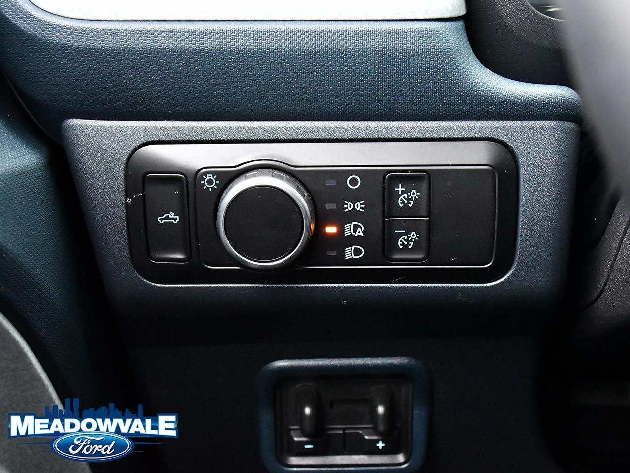 2024 Ford Maverick XLT Photo