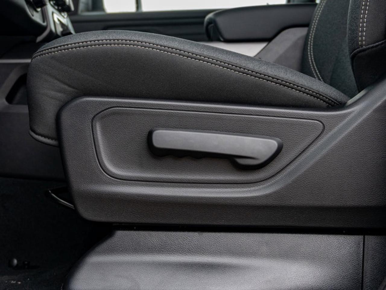 2026 RAM 1500 Express Photo