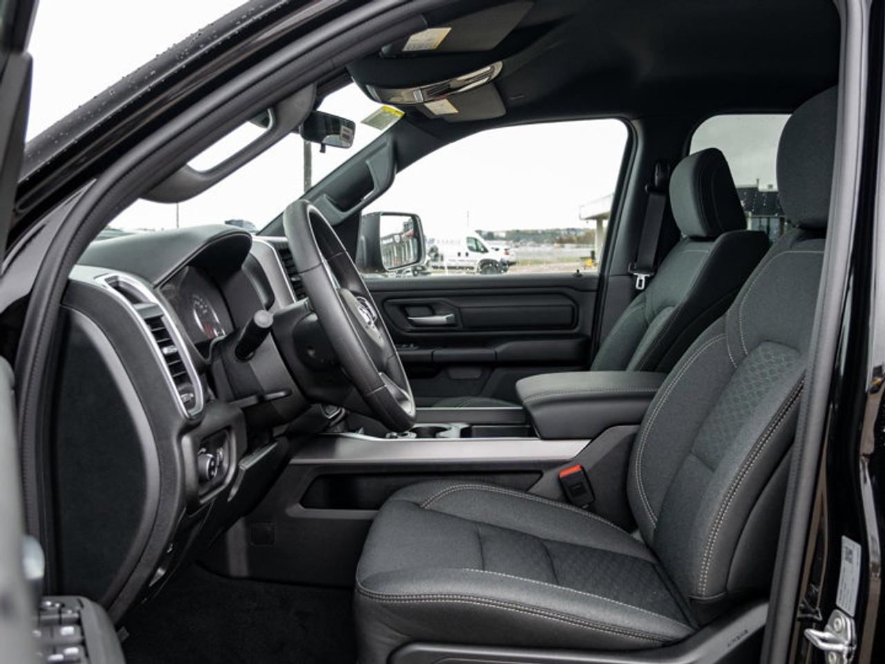 2026 RAM 1500 Express Photo