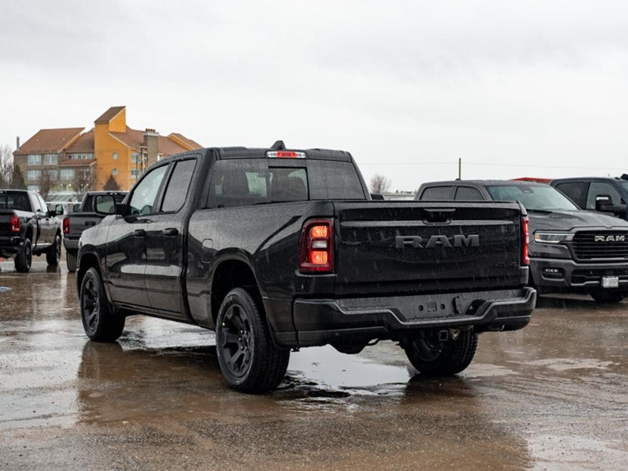 2026 RAM 1500 Express Photo