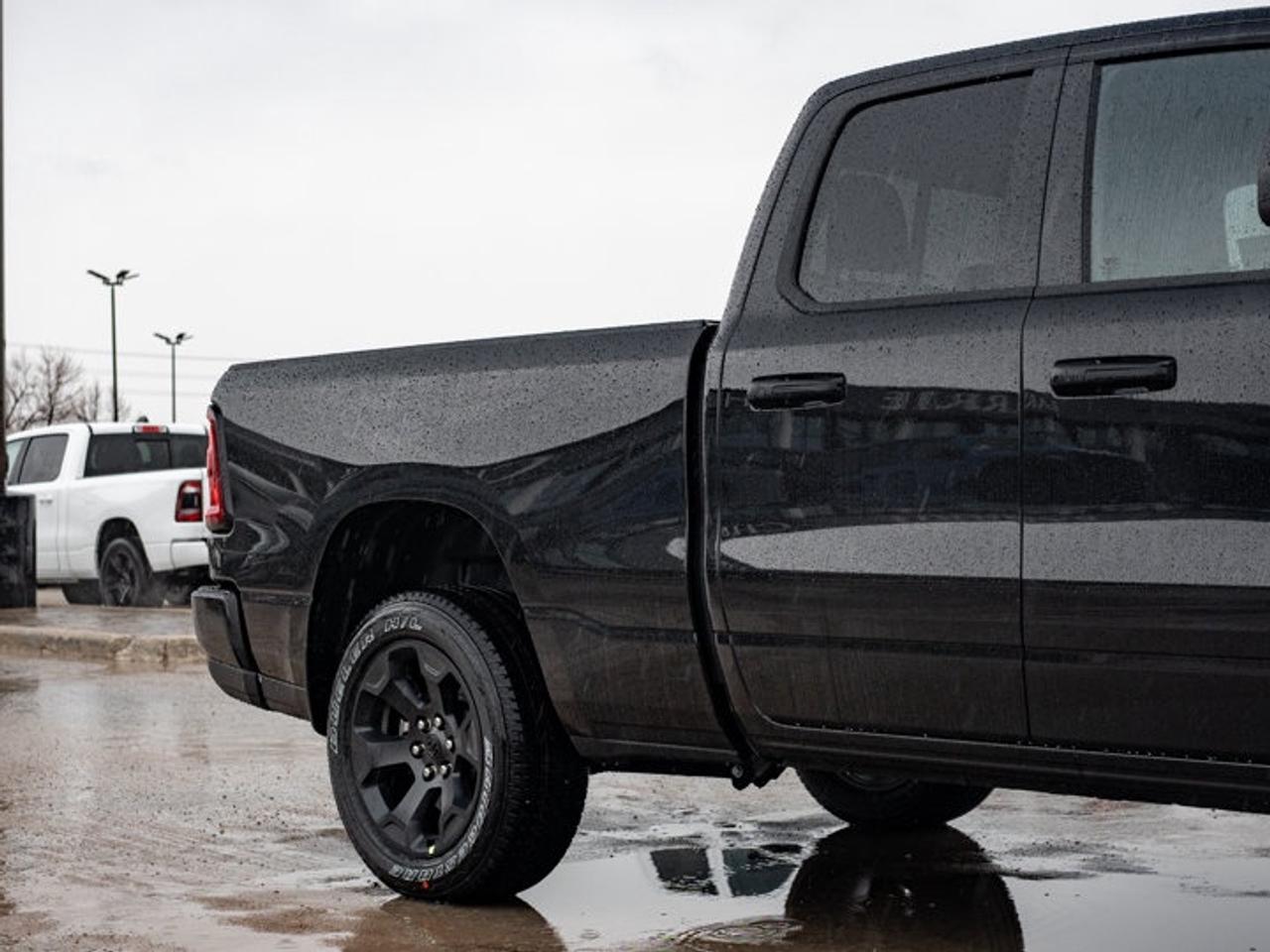 2026 RAM 1500 Express Photo