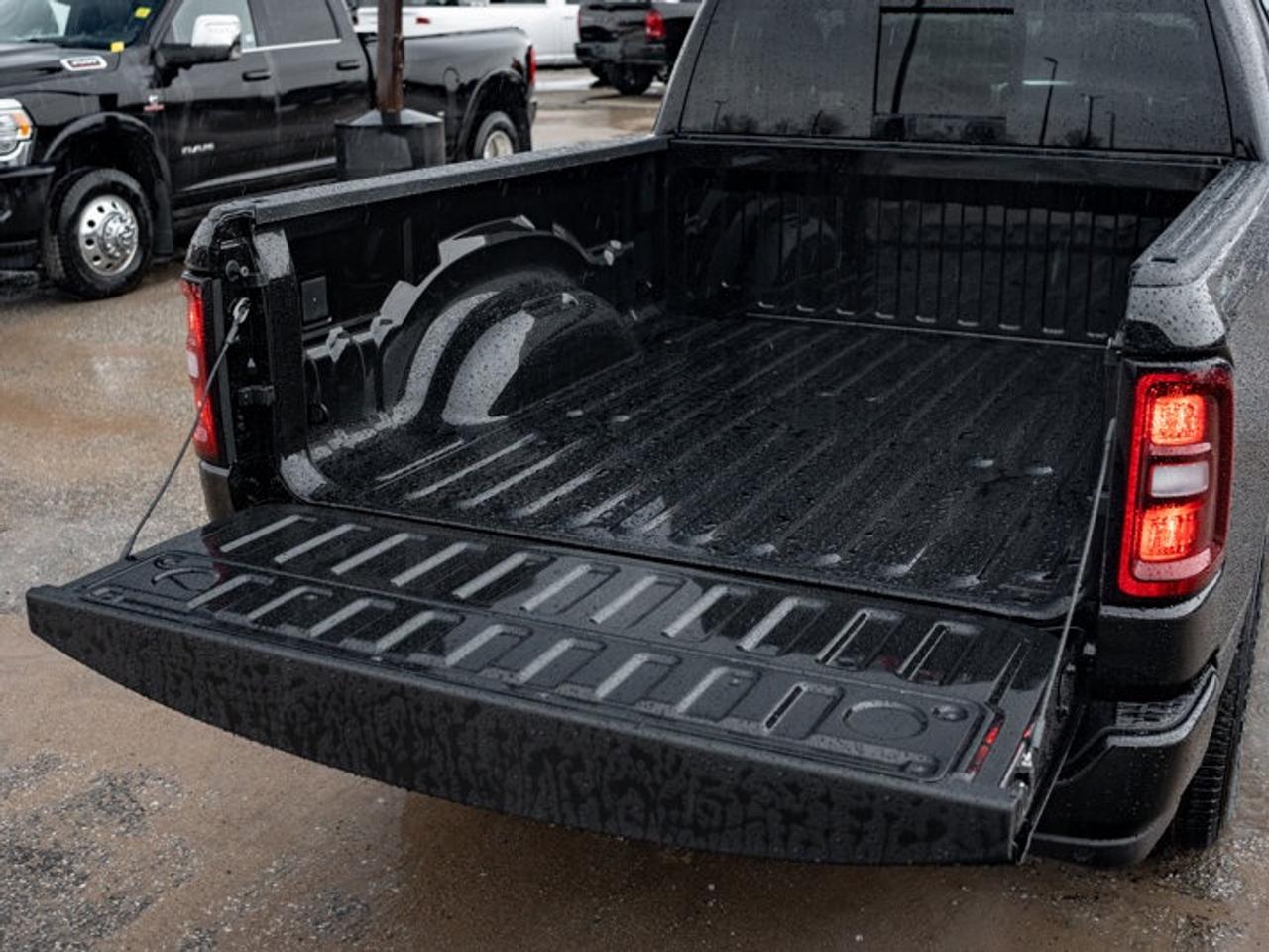 2026 RAM 1500 Express Photo