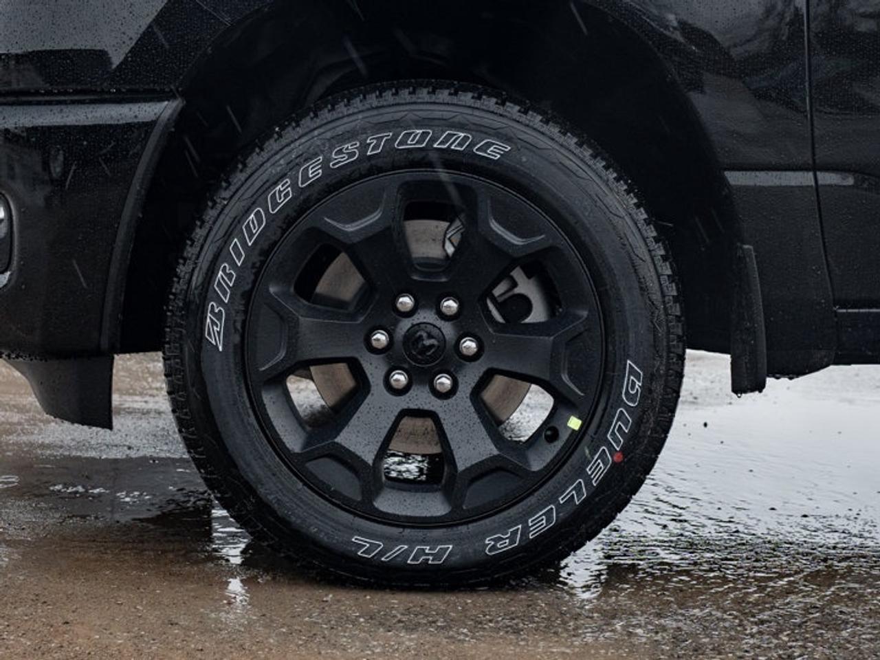 2026 RAM 1500 Express Photo