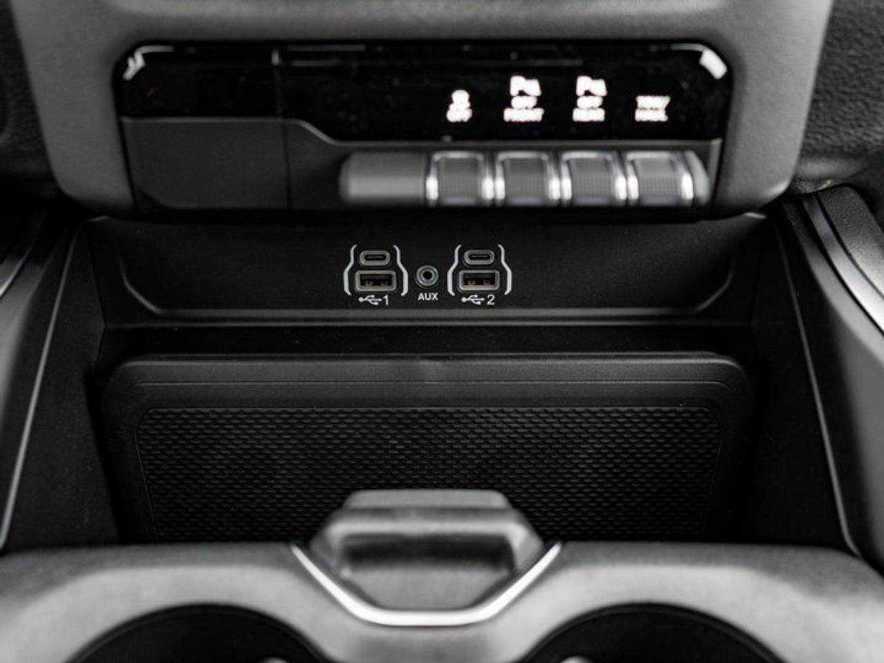 2026 RAM 1500 Express Photo