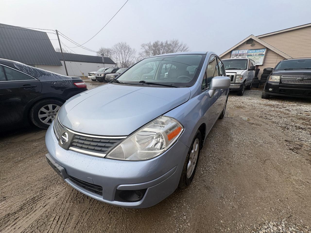 2009 Nissan Versa Hatchback 1.8 SL, ONE OWNER – LOW KM – SAFETY + WARRANTY Photo