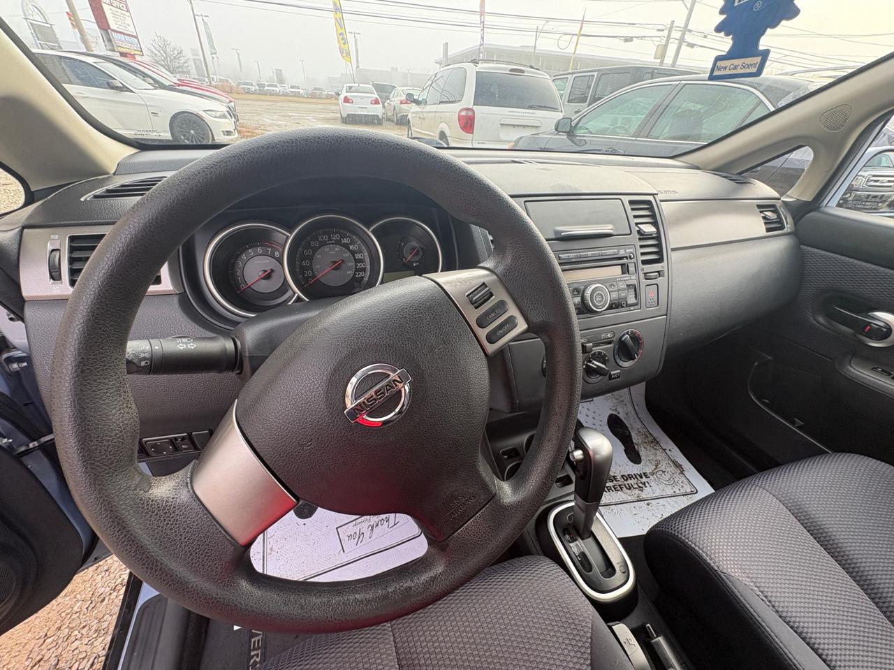 2009 Nissan Versa Hatchback 1.8 SL, ONE OWNER – LOW KM – SAFETY + WARRANTY Photo