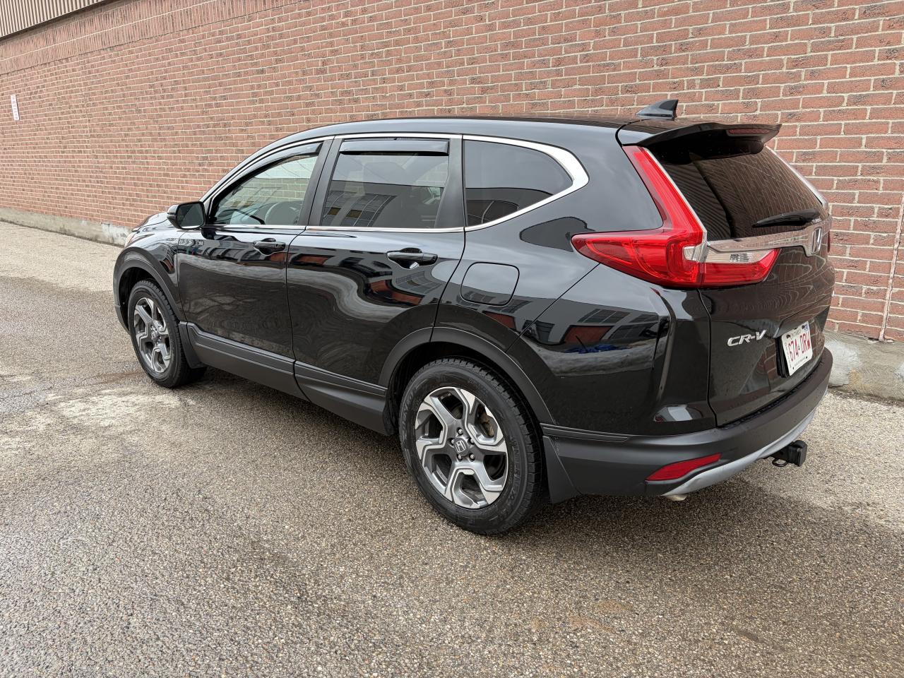 2017 Honda CR-V EX-L Photo2