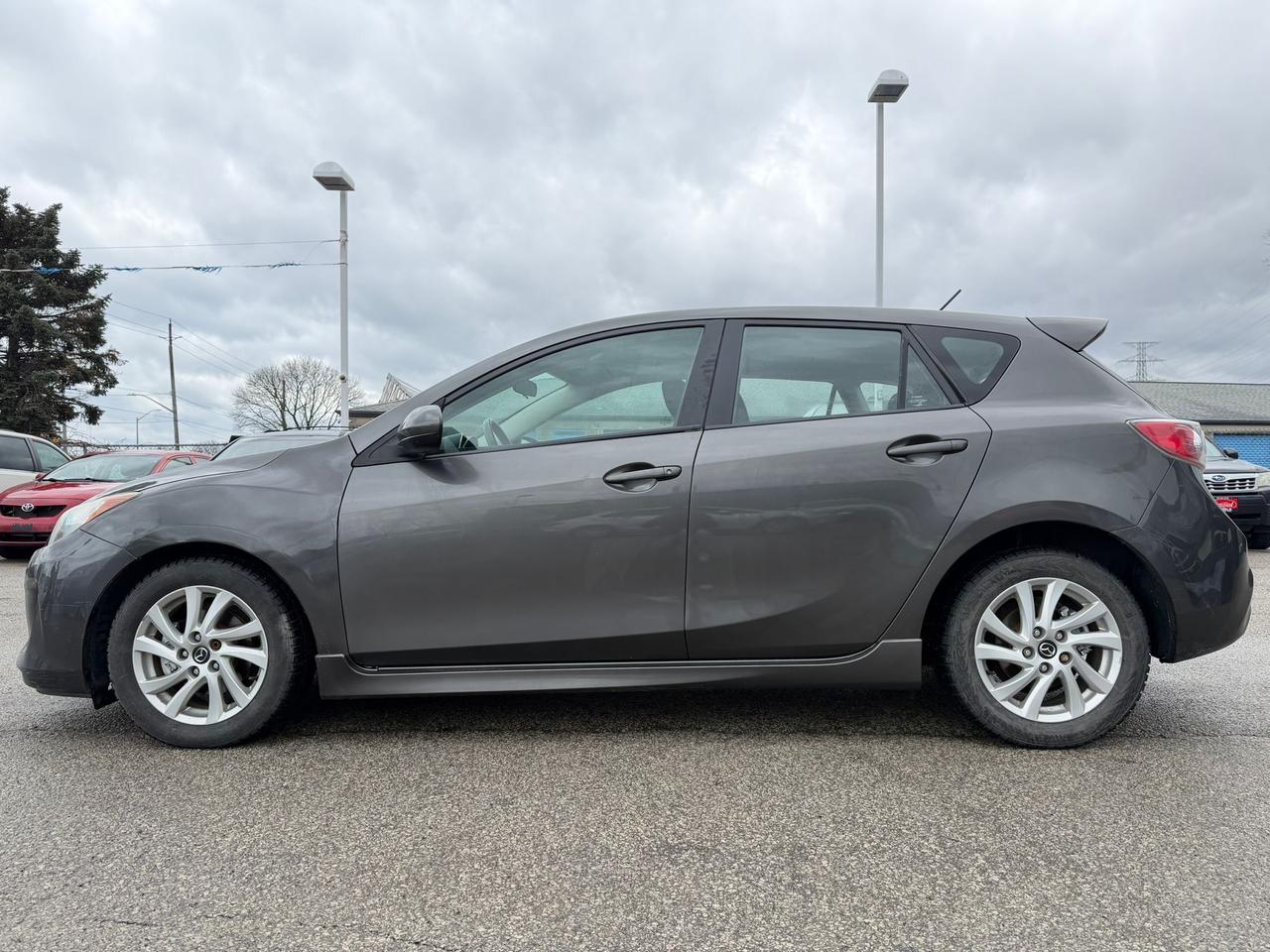 2013 Mazda MAZDA3 GS-SKY Photo3
