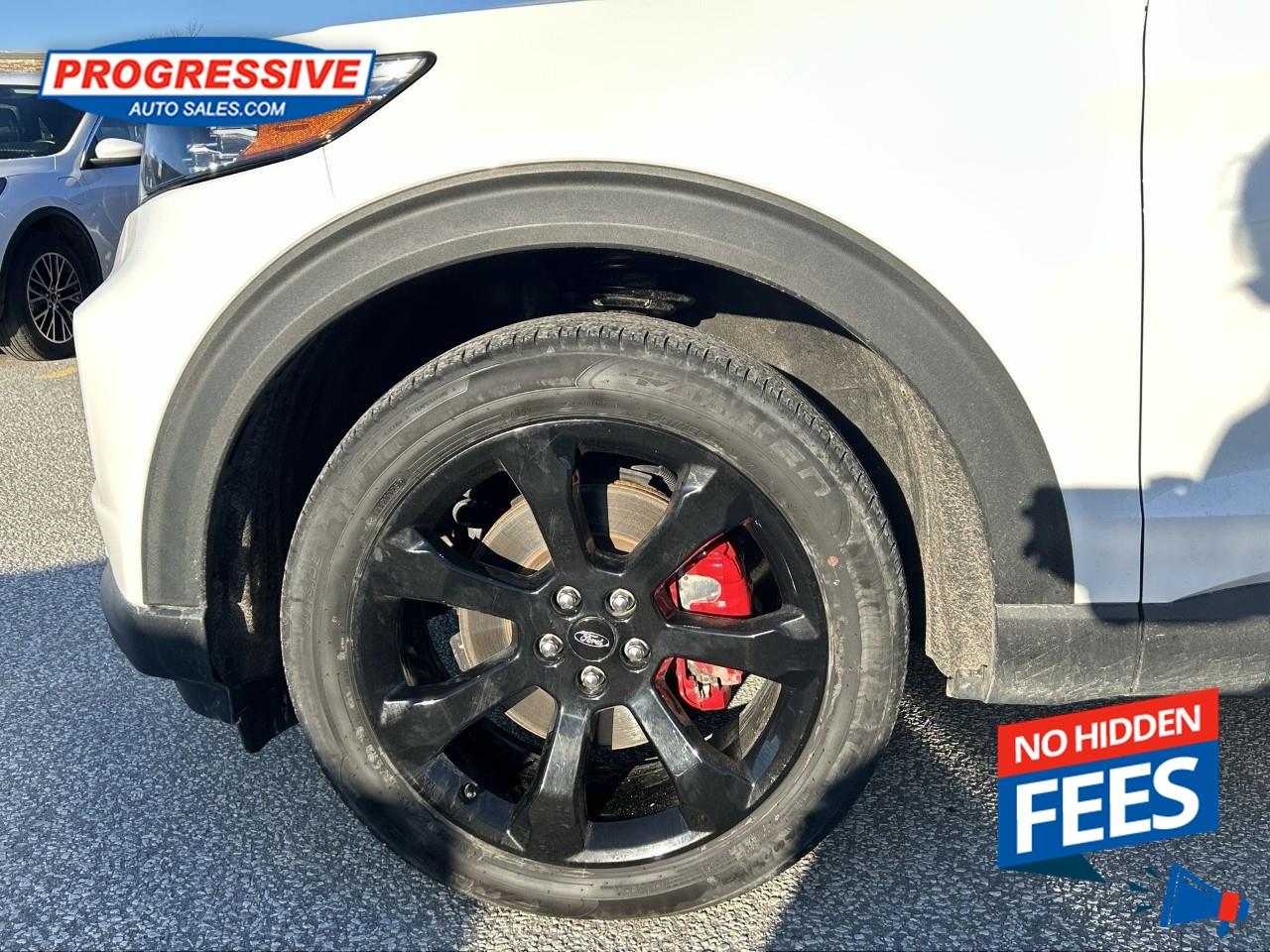 2023 Ford Explorer ST Photo