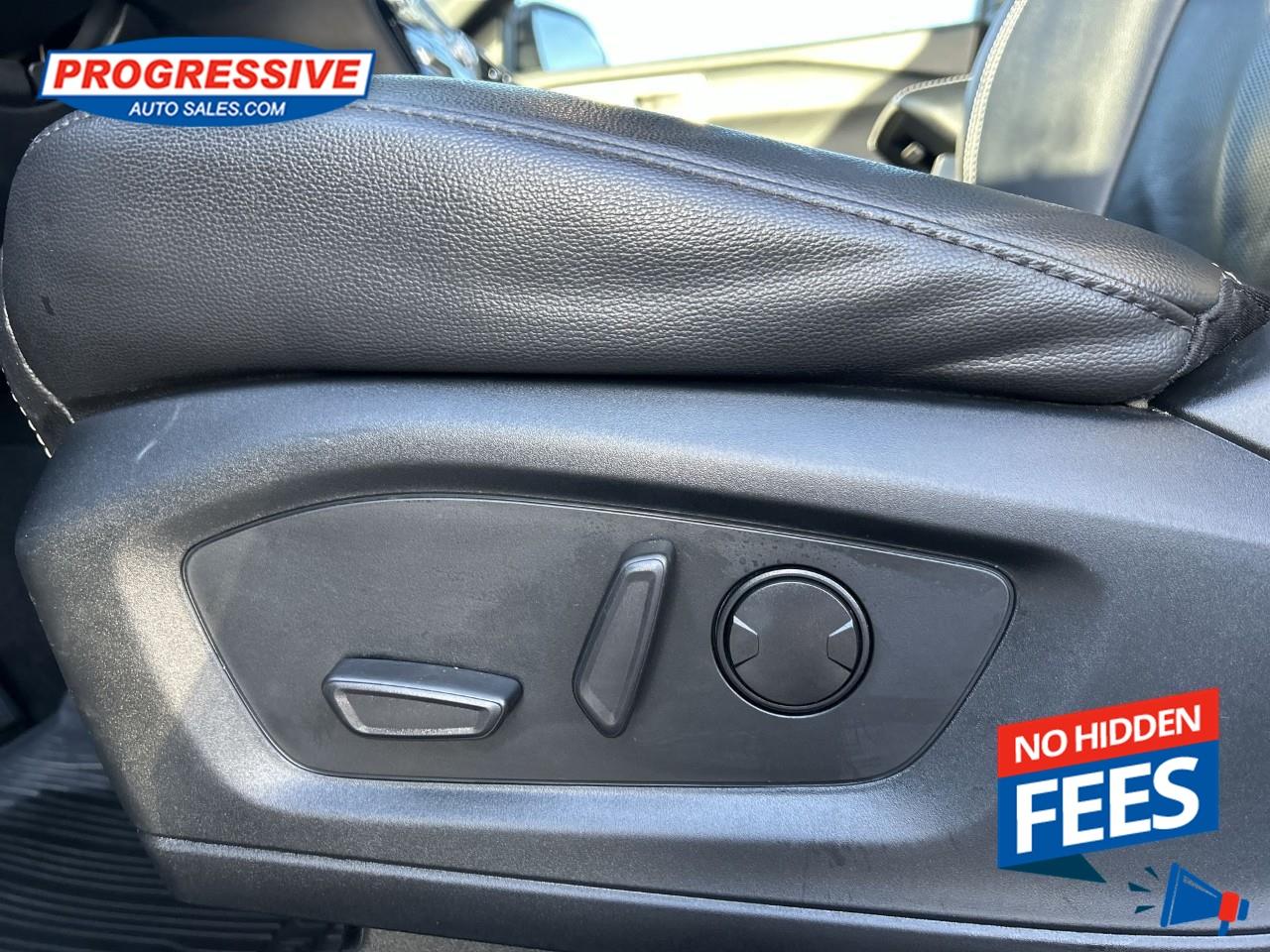 2023 Ford Explorer ST Photo