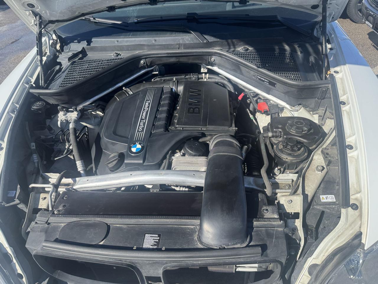 2013 BMW X5 35i Photo