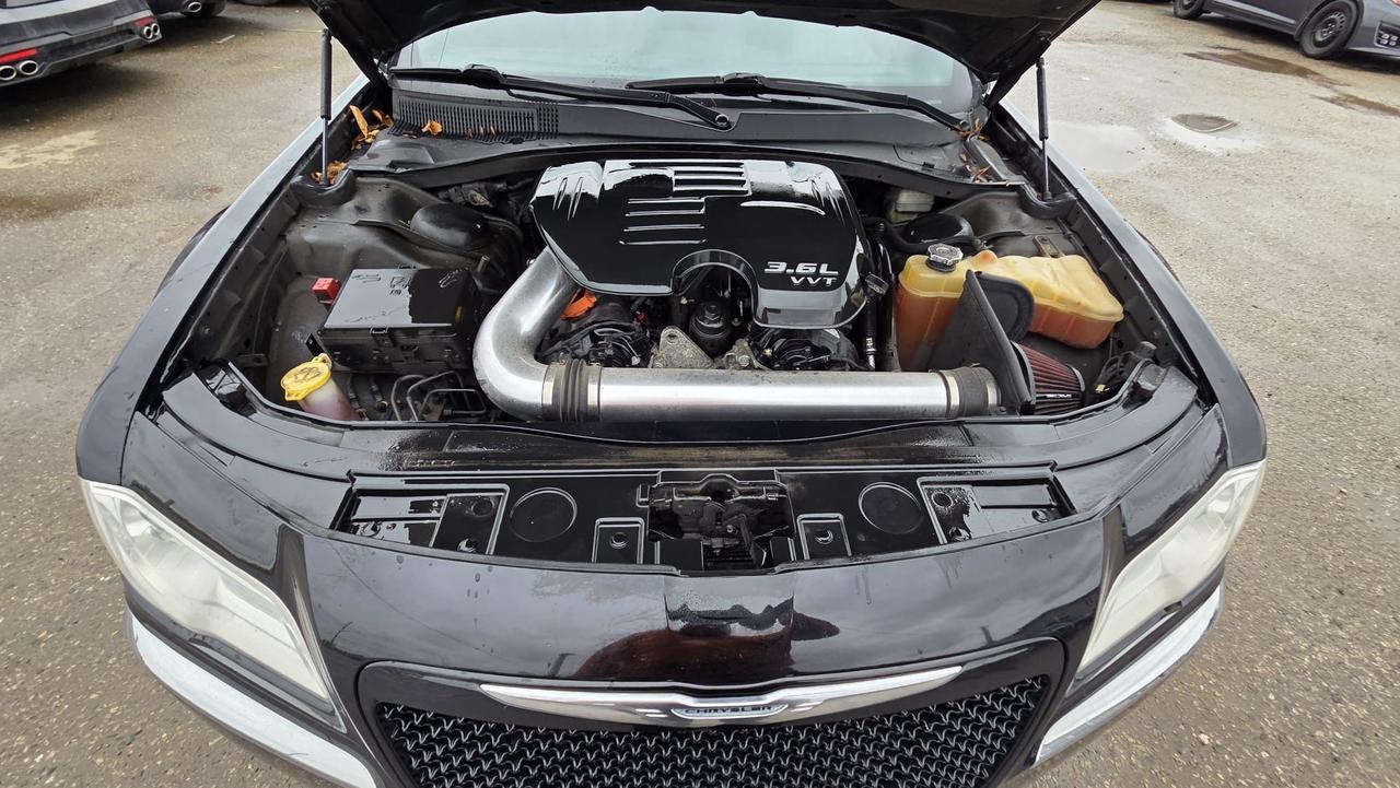 2012 Chrysler 300 LIMITED, EXHAUST, INTAKE, TUNED, RUNS WELL, AS IS Photo