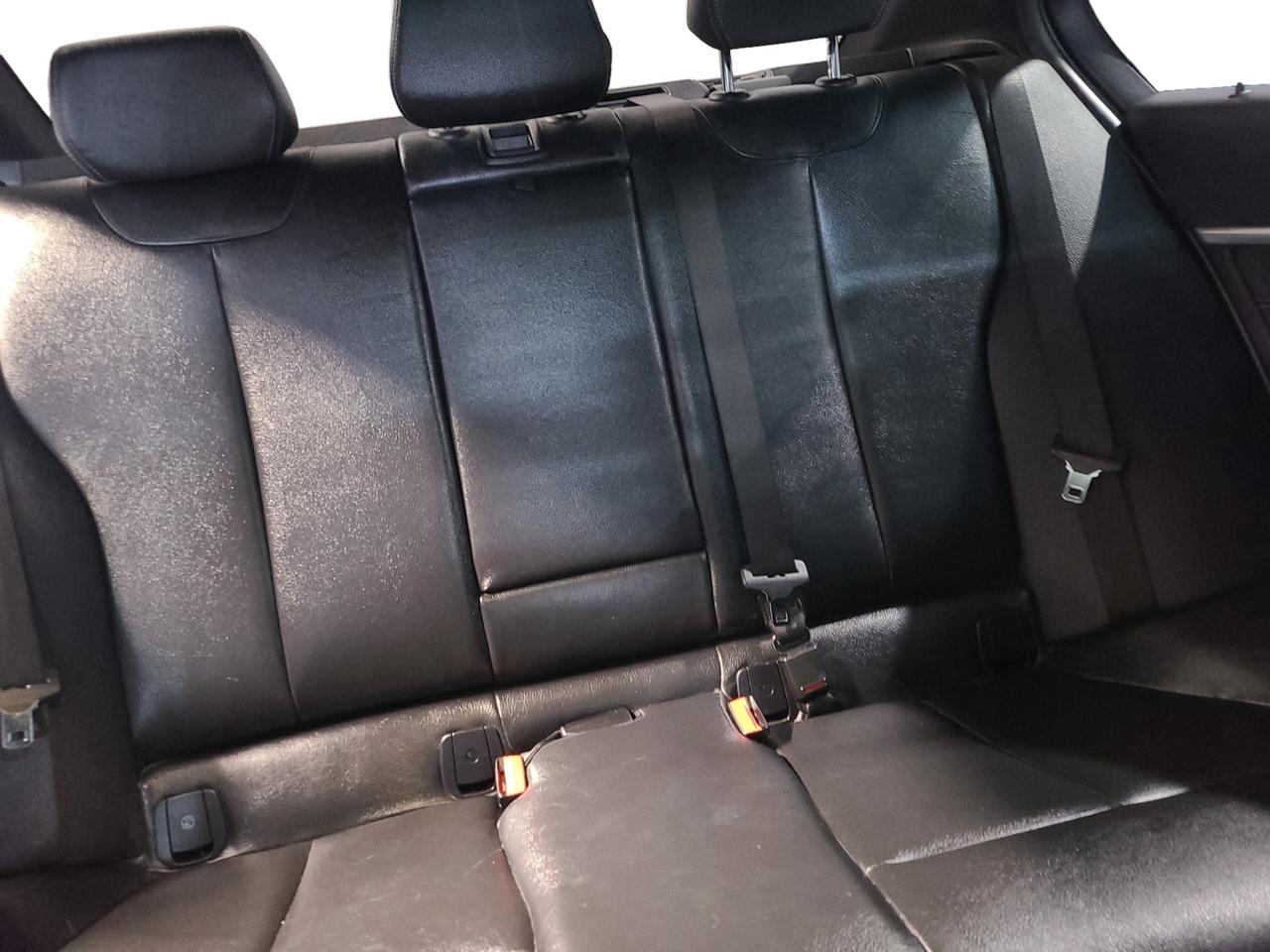 2017 BMW 3 Series 330i xDrive - Photo #17