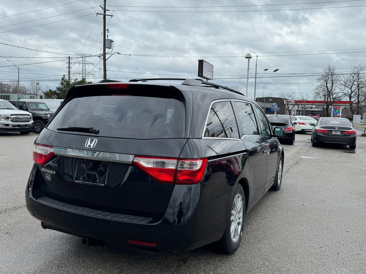 2013 Honda Odyssey EX-L Photo