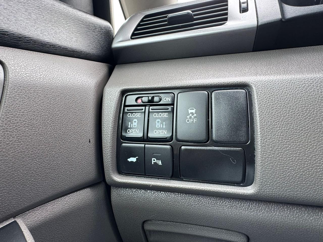 2013 Honda Odyssey EX-L Photo