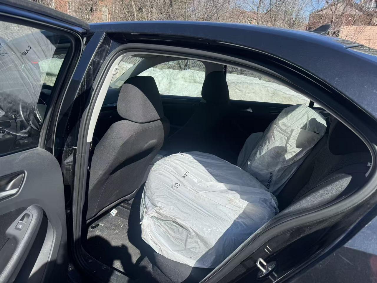 2016 Volkswagen Jetta 4dr 1.4 TSI Auto Comfortline *Ltd Avail* Photo