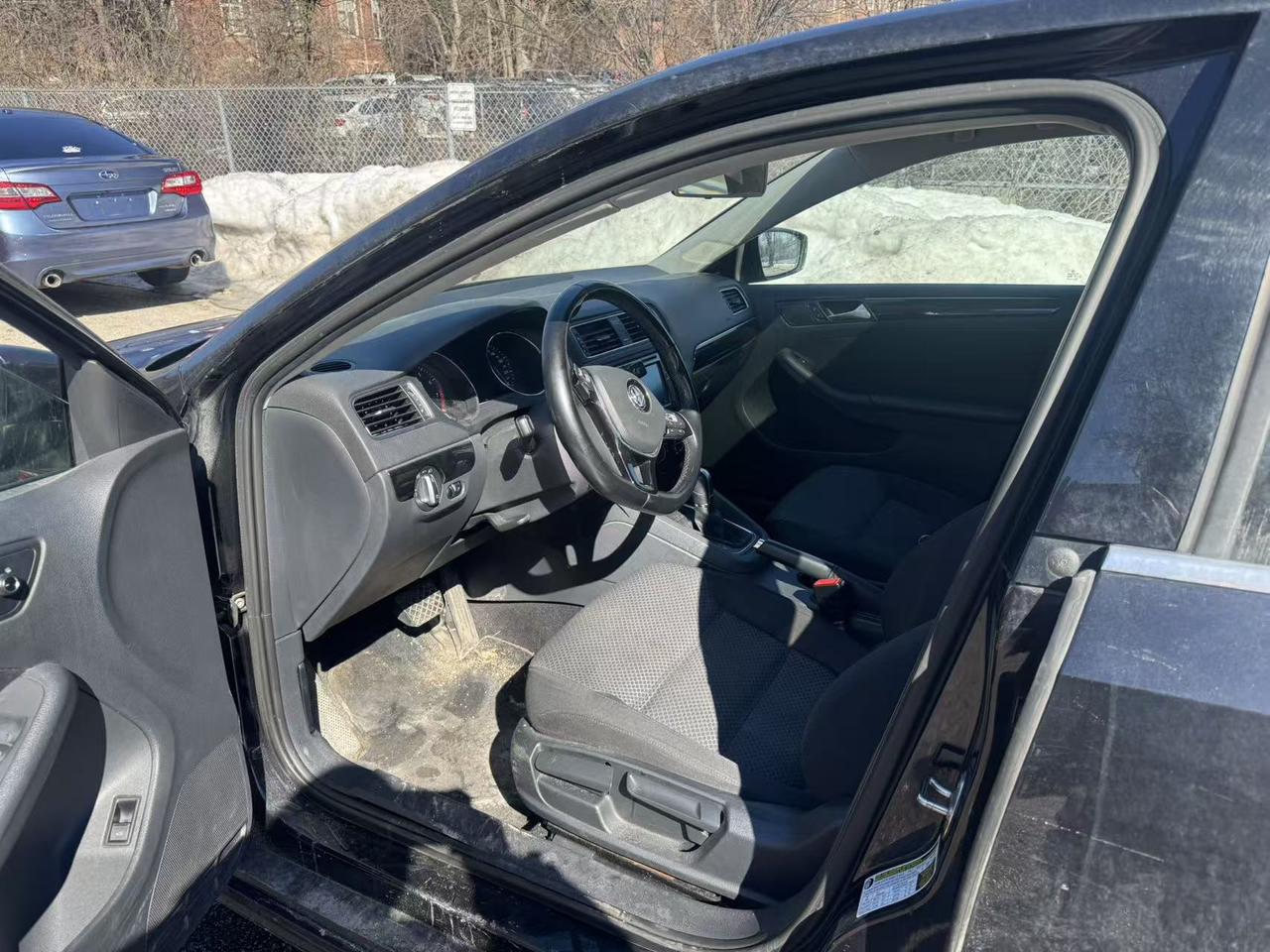 2016 Volkswagen Jetta 4dr 1.4 TSI Auto Comfortline *Ltd Avail* Photo