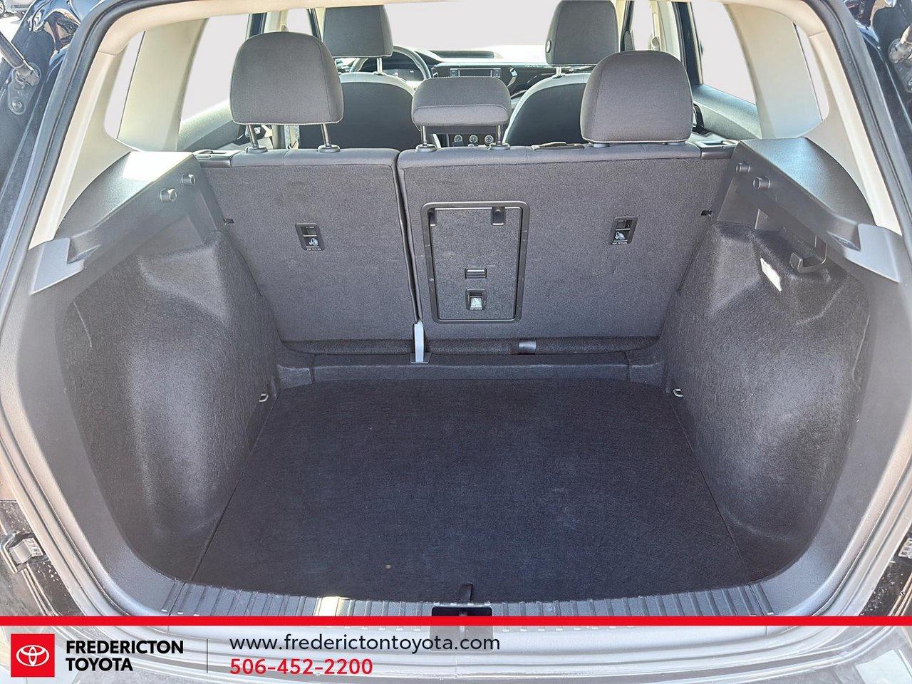 2024 Volkswagen Taos Trendline Photo