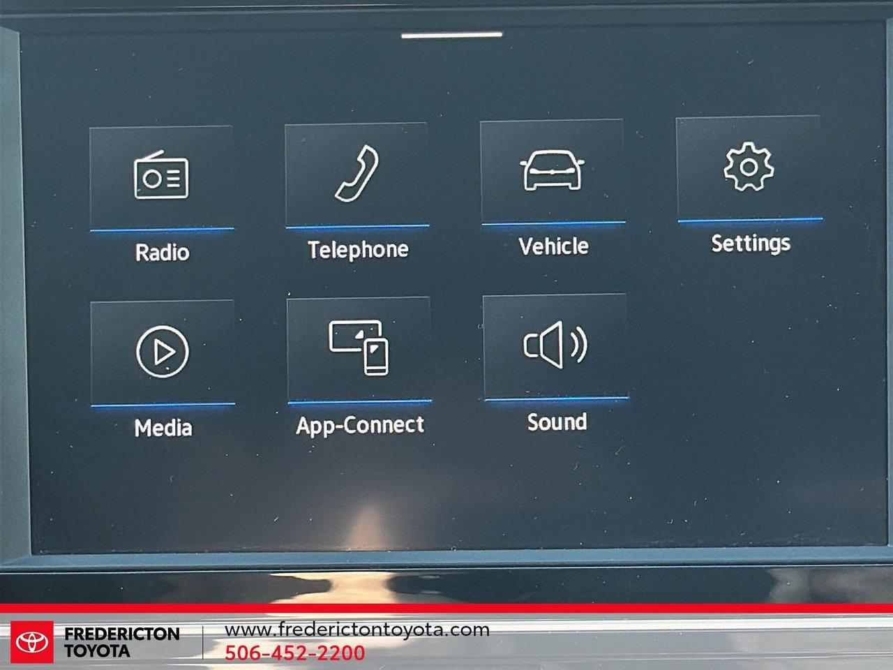 2024 Volkswagen Taos Trendline Photo