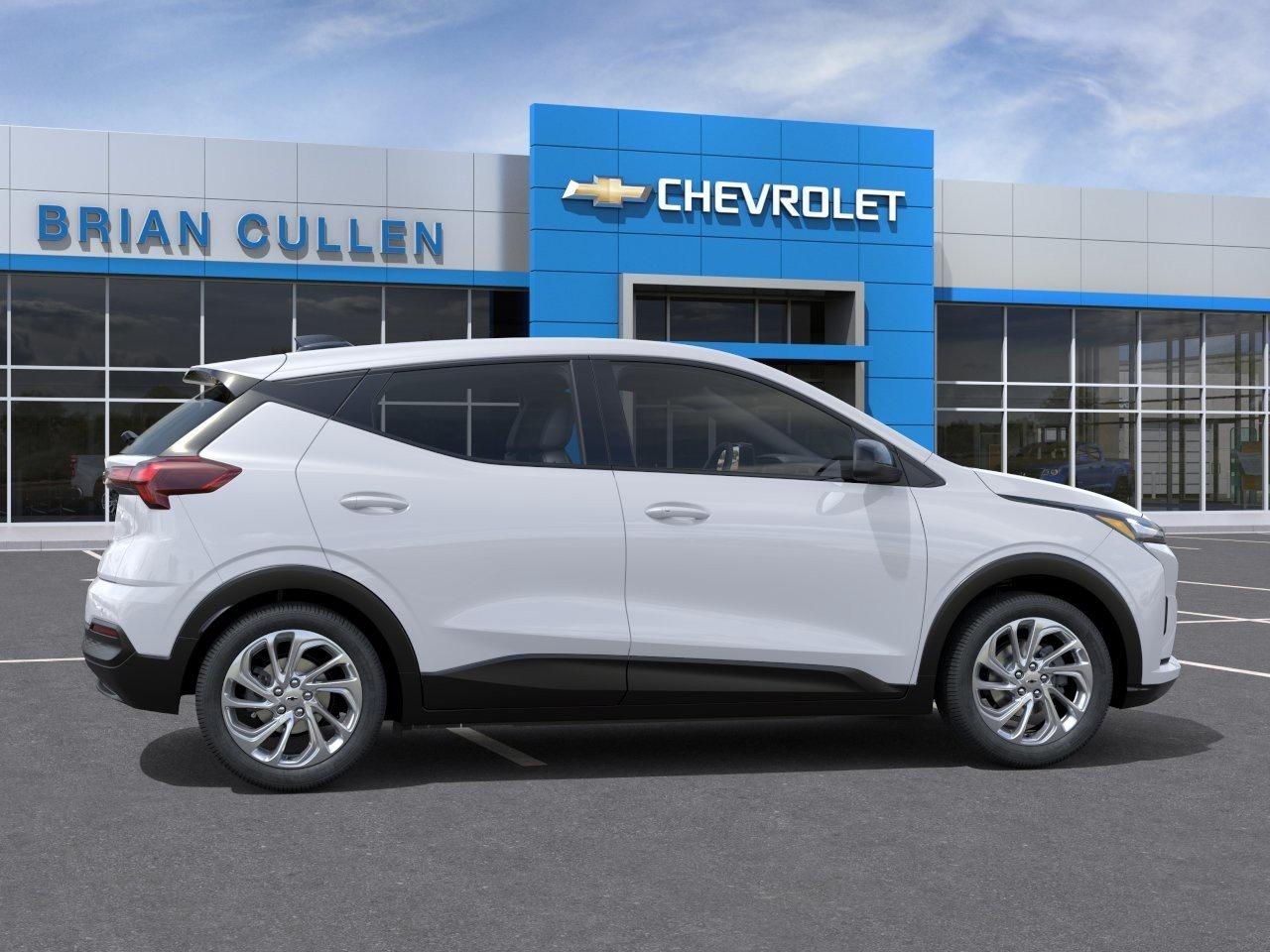 2027 Chevrolet Bolt LT FWD 4dr LT Photo