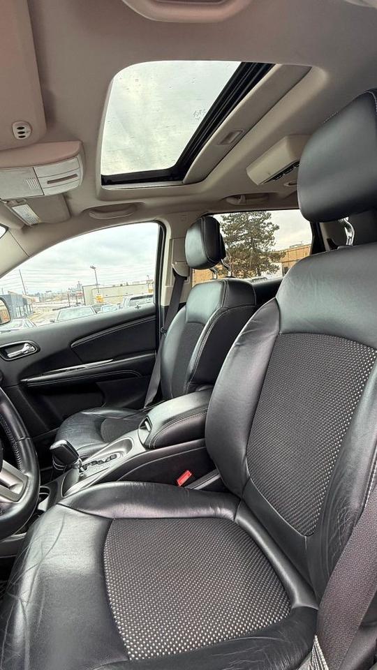 2016 Dodge Journey Crossroad 4dr Front-wheel Drive Automatic Photo