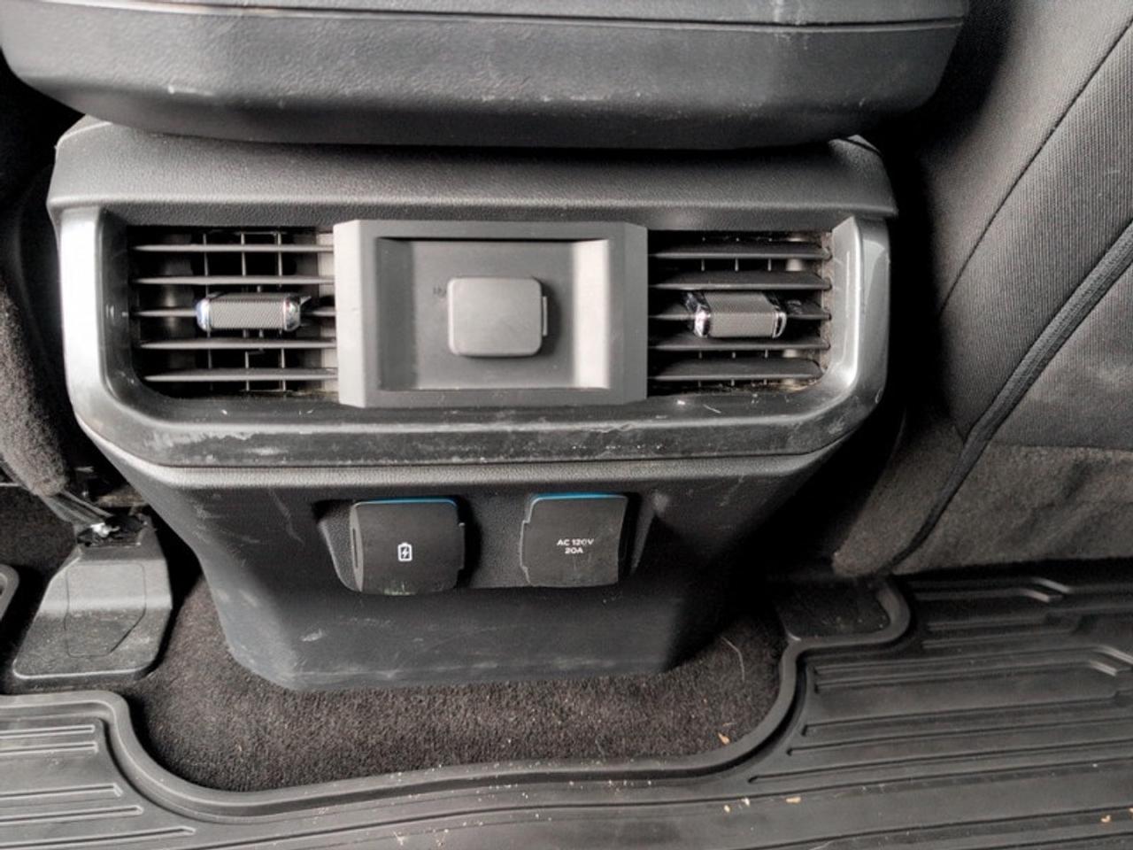 2022 Ford F-150 XLT  **POWERBOOST FULL-HYBRID** Photo