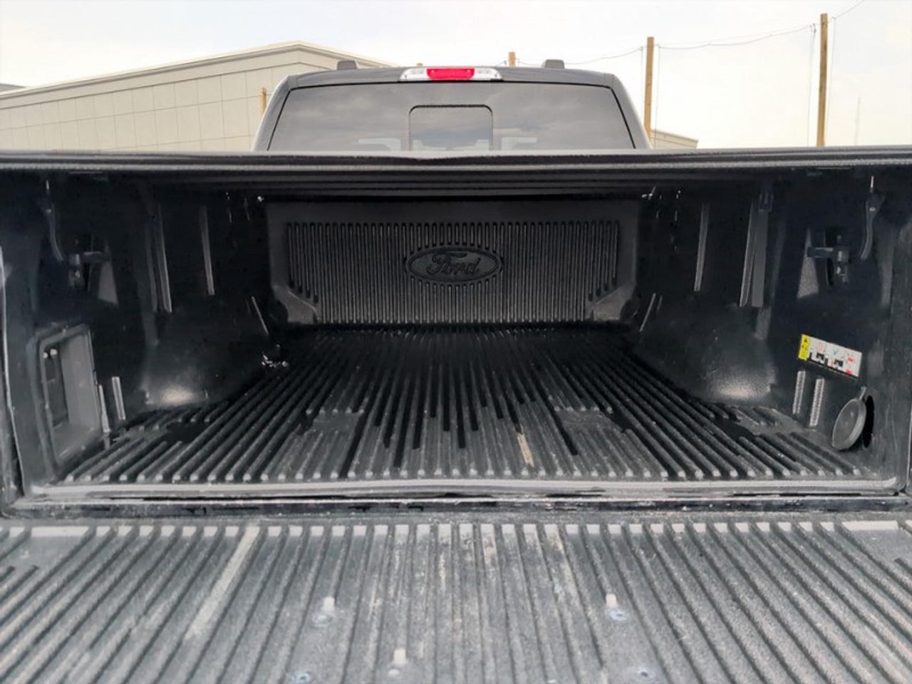 2022 Ford F-150 XLT  **POWERBOOST FULL-HYBRID** Photo