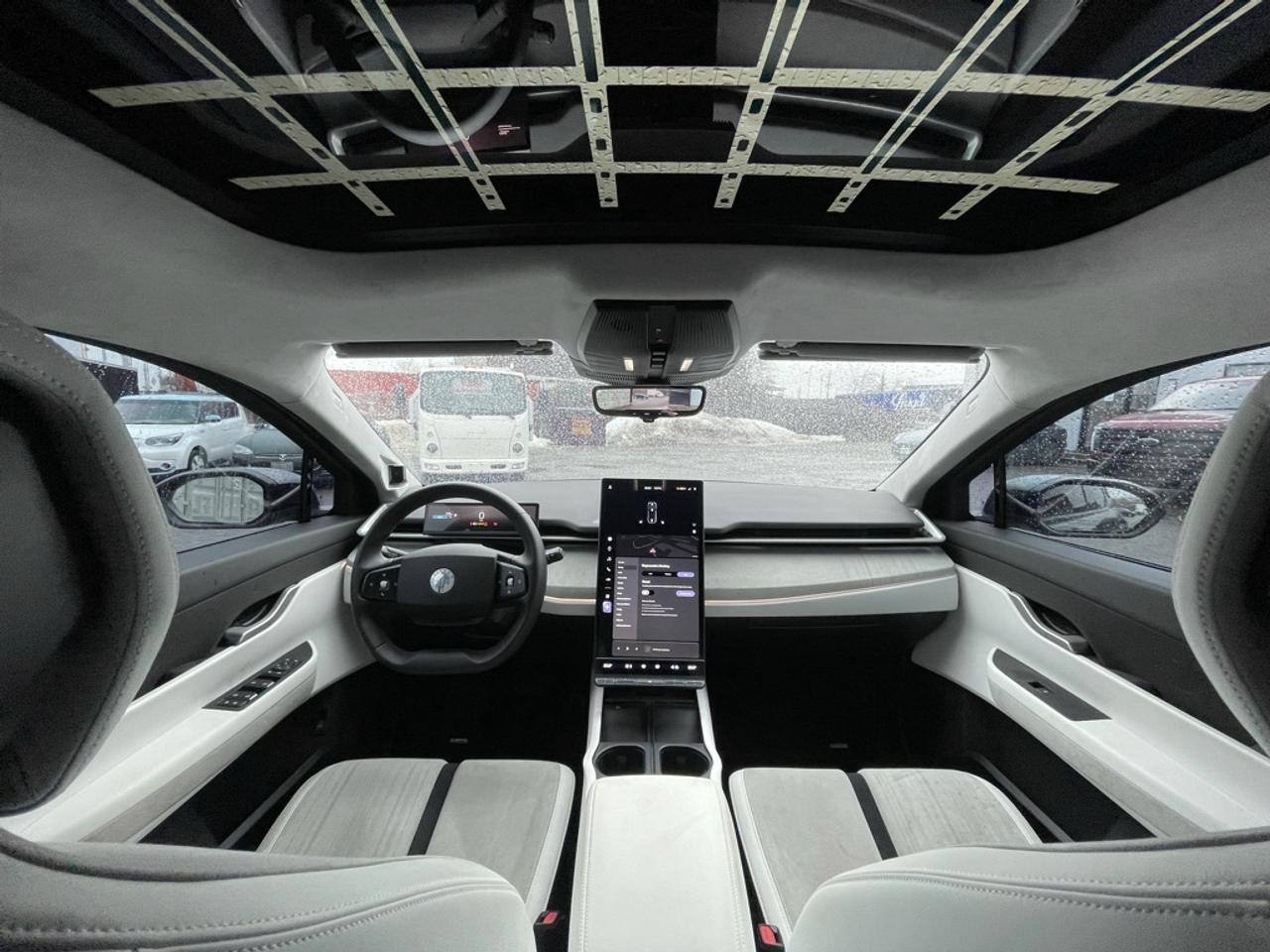 2023 Fisker Ocean Extreme AWD   Clean Carfax! Software 2.2.2! Photo