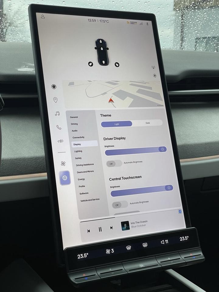 2023 Fisker Ocean Extreme AWD   Clean Carfax! Software 2.2.2! Photo