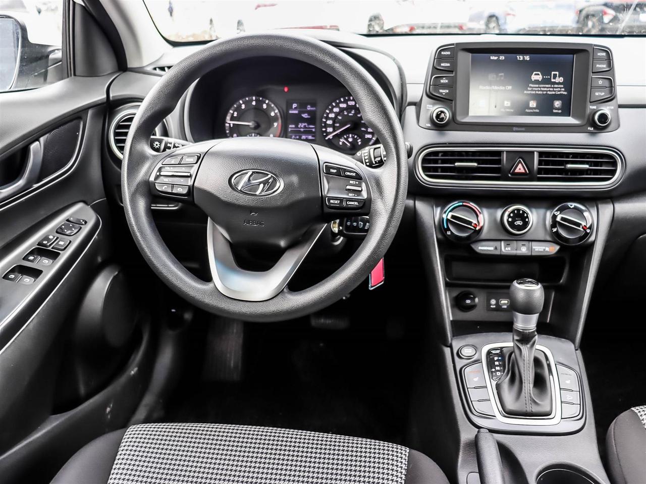 2021 Hyundai KONA Essential Photo