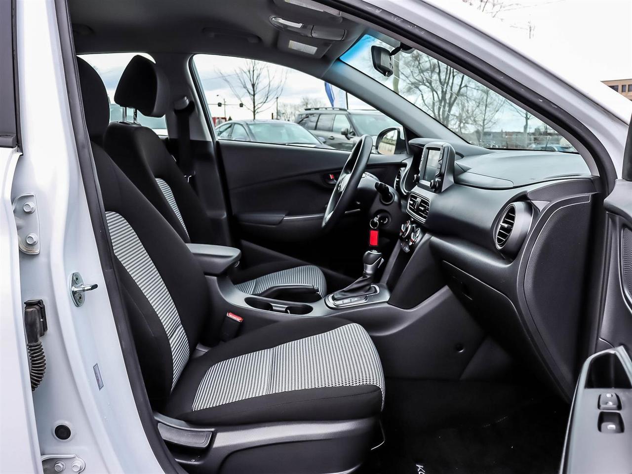 2021 Hyundai KONA Essential Photo