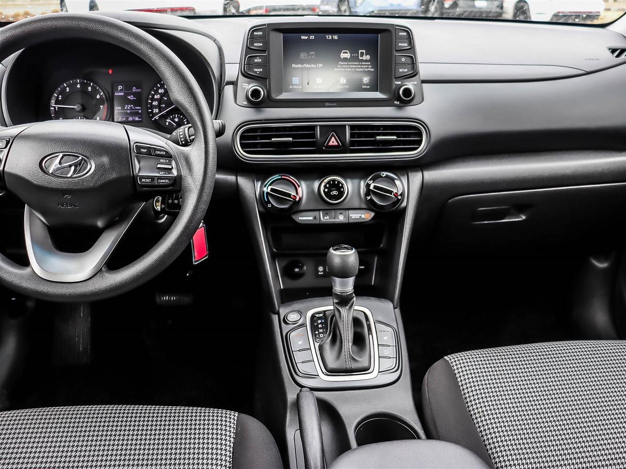2021 Hyundai KONA Essential Photo