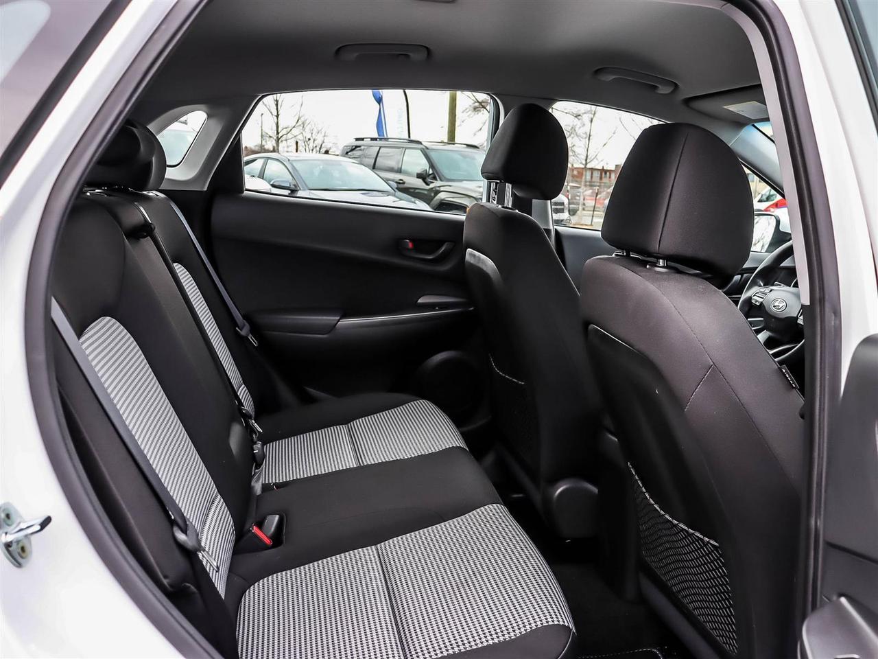 2021 Hyundai KONA Essential Photo