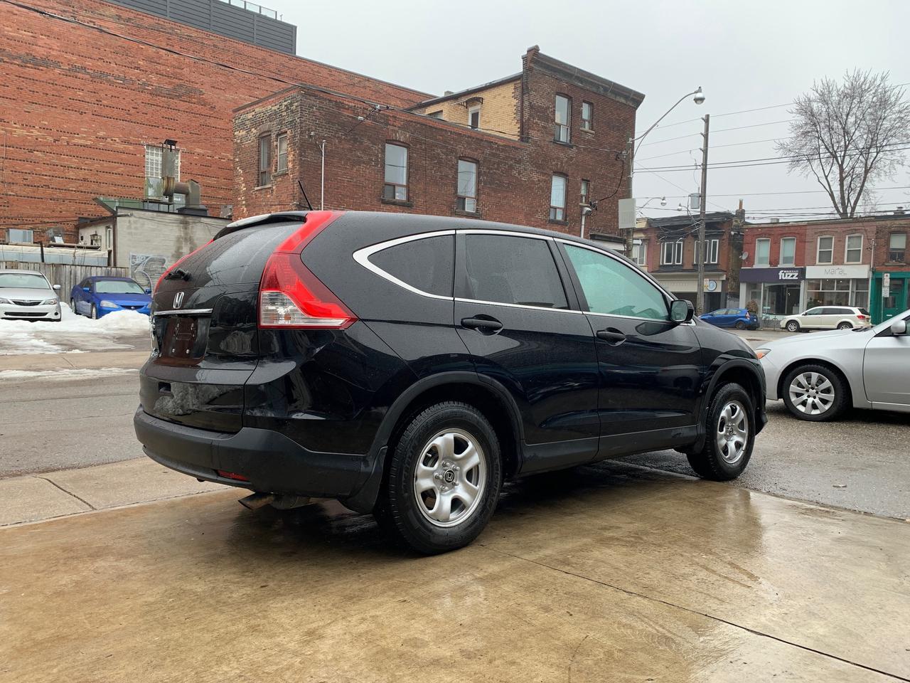 2014 Honda CR-V 2WD 5dr LX Photo4