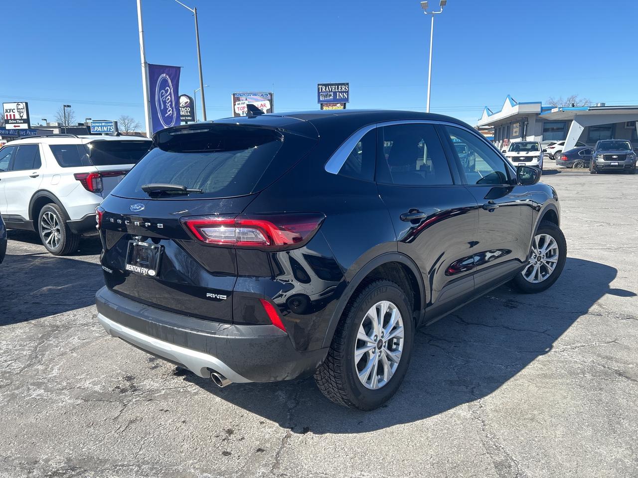 2023 Ford Escape ACTIVE AWD 1.5L LANE KEEP HEATED SEATS AND WHEEL Photo