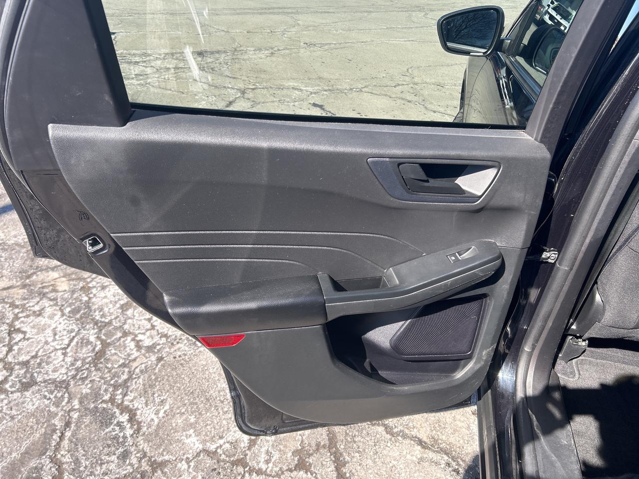 2023 Ford Escape ACTIVE AWD 1.5L LANE KEEP HEATED SEATS AND WHEEL Photo